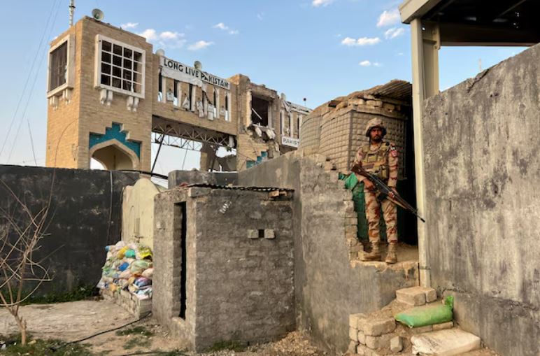World News: Four killed in Pakistan blitz says Taliban